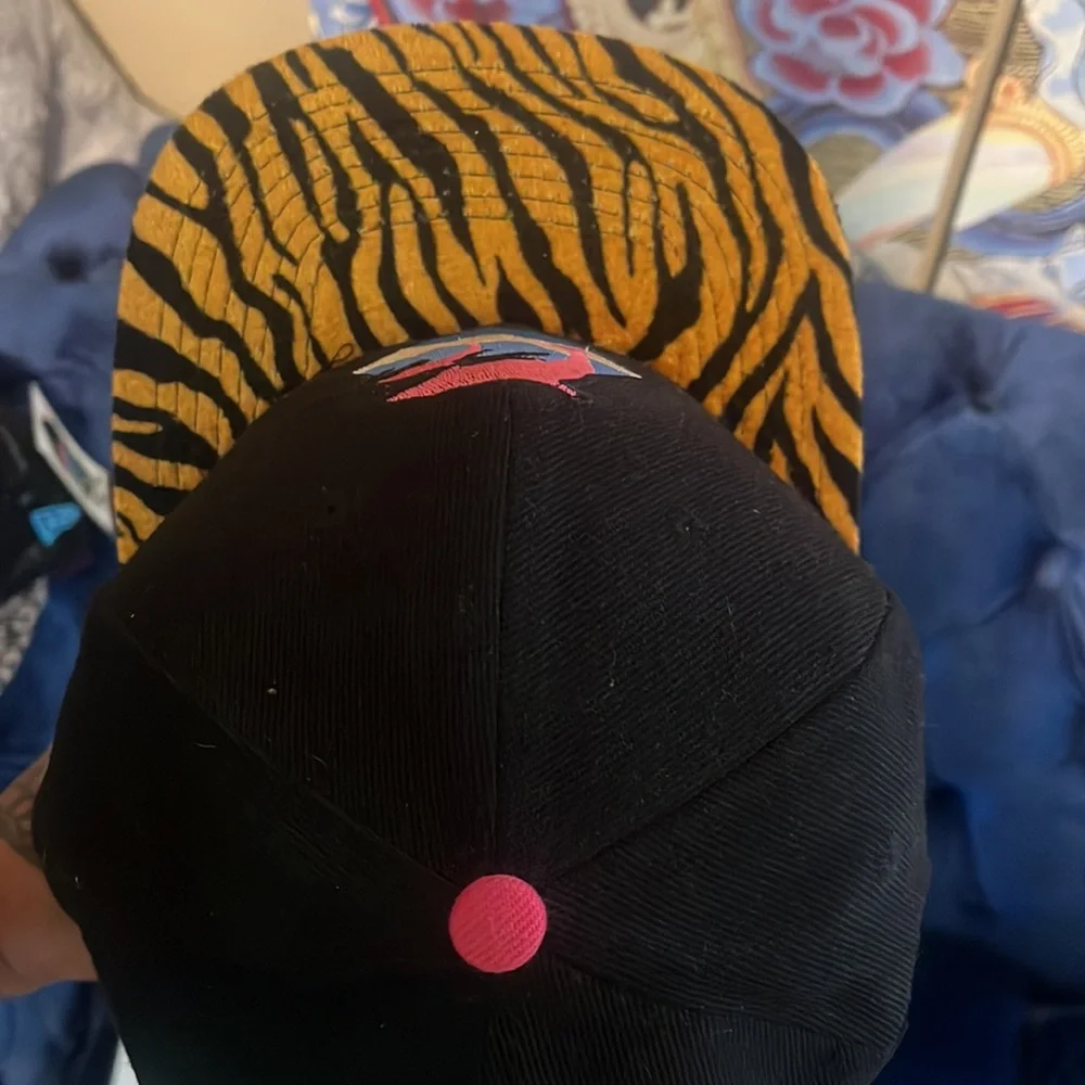 Snap back - Picture 3 of 6